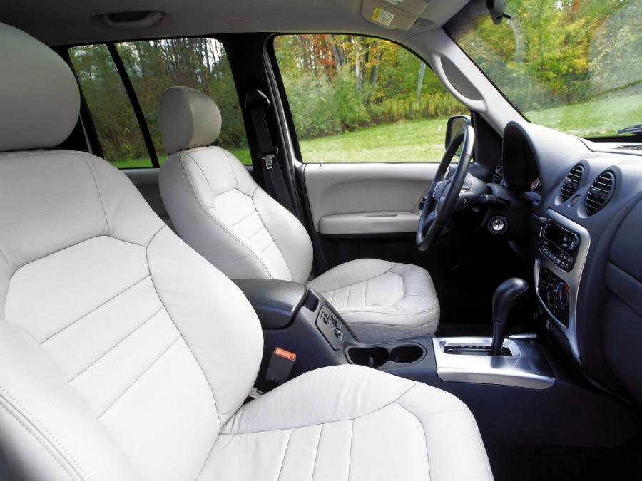  Jeep Liberty Limited 2001 года  (фото 3 из 10)